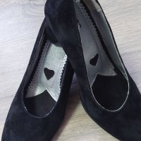 Дамски обувки естествен велур , снимка 1 - Дамски елегантни обувки - 37765911