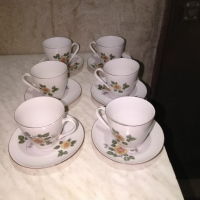 Сервиз Комплект 6 чаши с чинийки от соца Дянко Стефанов Разград порцелан, снимка 3 - Сервизи - 44737008