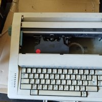 Електрическа пишеща машина Abra electronics ag D5064 за ремонт, снимка 13 - Антикварни и старинни предмети - 42269921
