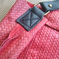 Genuine - дамска чанта тип торба кожа, снимка 3 - Чанти - 40628090