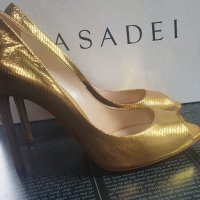 Оригинални дамски обувки Casadei 36 номер, снимка 2 - Дамски обувки на ток - 38578849