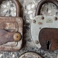 Колекция стари катинари, ключове,брави, снимка 17 - Антикварни и старинни предмети - 39853044