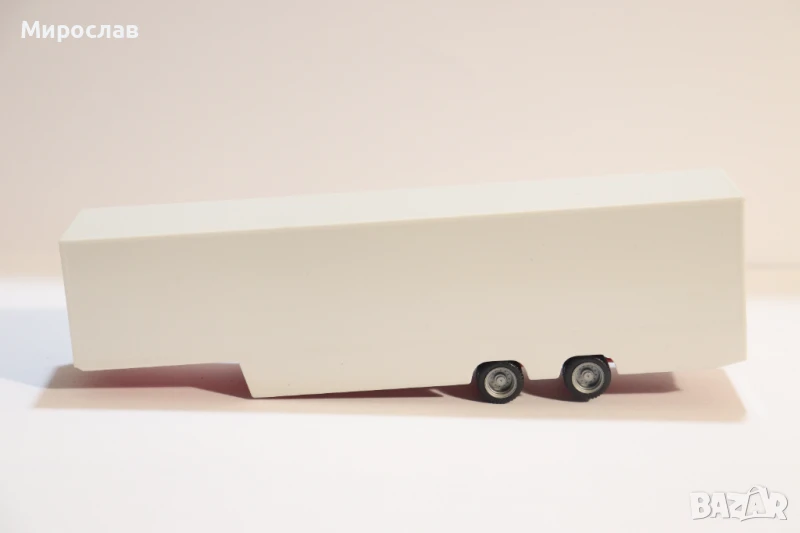 HERPA H0 1/87 РЕМАРКЕ ВЛЕКАЧ МОДЕЛ КАМИОН, снимка 1