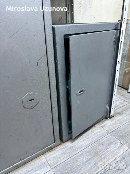 Метална каса сейф, снимка 1
