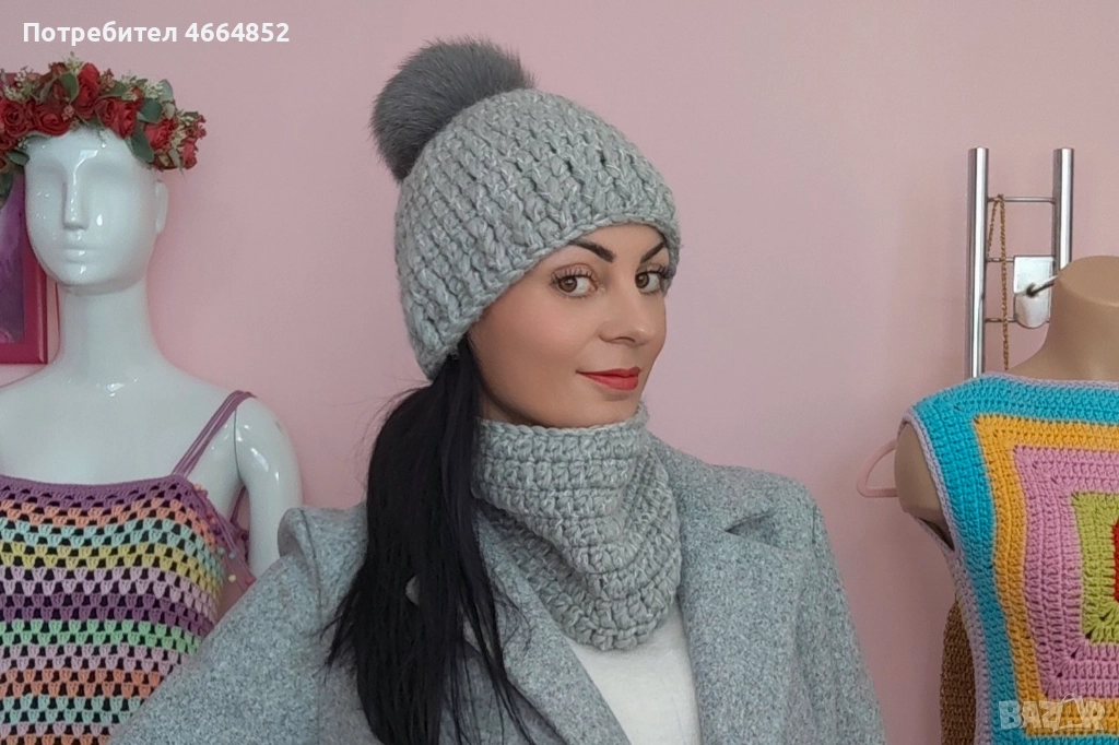 Ръчно плетен комплект – шапка с естествен помпон от лисица + шал-яка на една кука, снимка 1