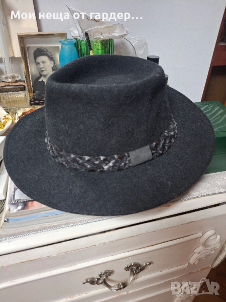 Шапка с полета , вълнена, Лондон. 56см, снимка 1