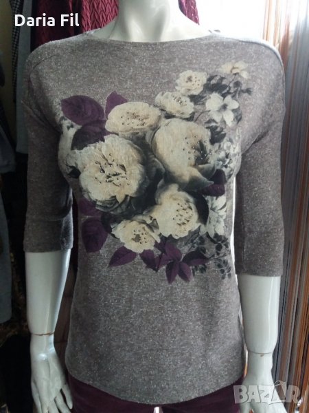 КРАСИВА блуза в меланжирани сиво-бежови цветове на цветя с кабсички, снимка 1