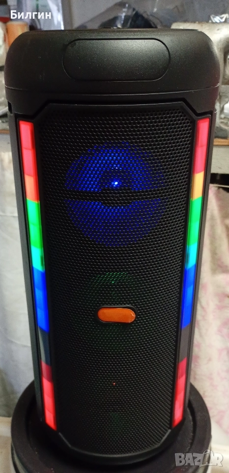 Мини тонколона за Музика- чисто нова,с кабел за зареждане има и микрофон., снимка 1