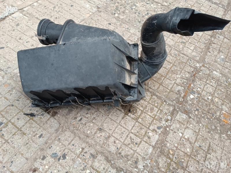 кутия въздушен филтър Мерцедес е200, снимка 1