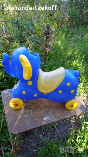 Количка за бутане и яздене слонче, снимка 1