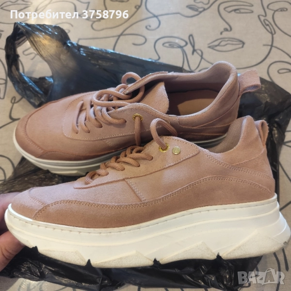 Маратонки от естествен велур, снимка 1