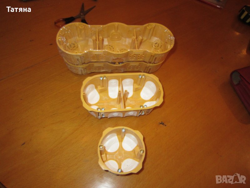 Конзоли за вграждане в гипсокартон  нови Чехия, снимка 1