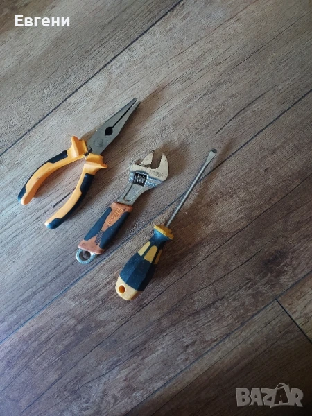 клещи и ключове  и камани, снимка 1