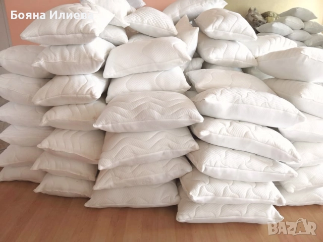 Нови двулицеви капитонирани възглавници