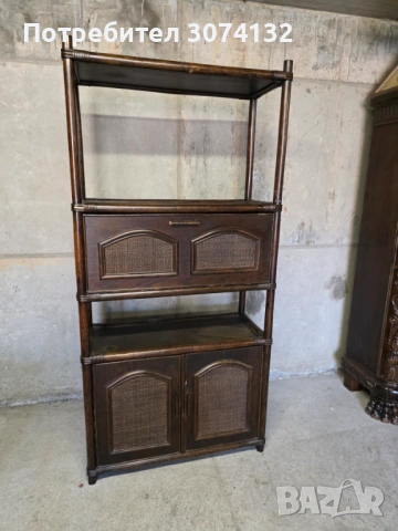 Шкаф изработен от естествен бамбук 