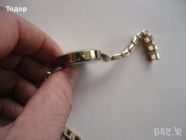 Позлатен часовник с кристали , снимка 4 - Дамски - 50582996