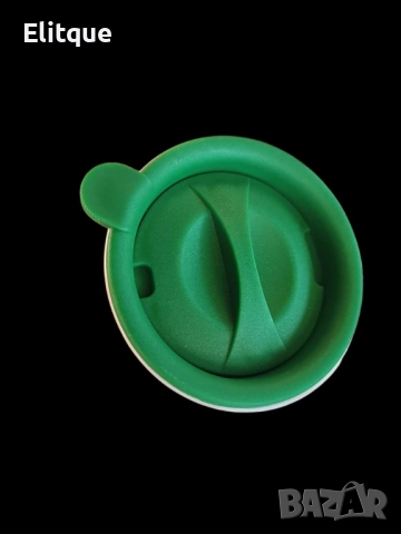 Коледна порцеланова чаша с гумен капак 15см височина , снимка 5 - Чаши - 52903920