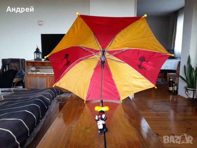 Стар детски чадър Мики Маус, снимка 5 - Други ценни предмети - 42895763
