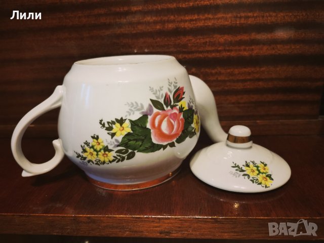 Порцеланов чайник, снимка 4 - Антикварни и старинни предмети - 44231133