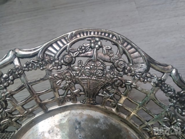 посребрена метална купа, снимка 3 - Други ценни предмети - 39728508