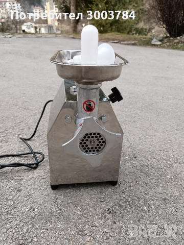 професионална месомелачка , снимка 2 - Месомелачки - 44515339