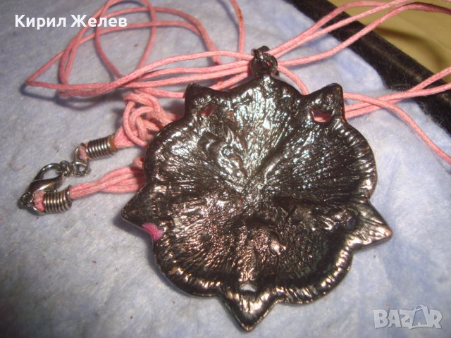 ПРЕКРАСЕН ФЛОРАЛЕН с ЕМАЙЛ-ЛАК и ЦВЕТНИ КРИСТАЛЧЕТА АРТ МЕДАЛЬОН ЛЯТНО МОДНО КОЛИЕ 27904, снимка 3 - Колиета, медальони, синджири - 37128366