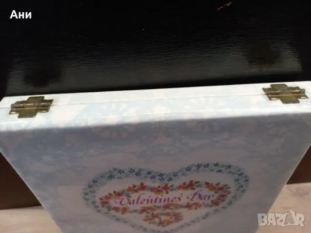 Декоративна чиния на ROYAL DOULTON, снимка 9 - Чинии - 49091992