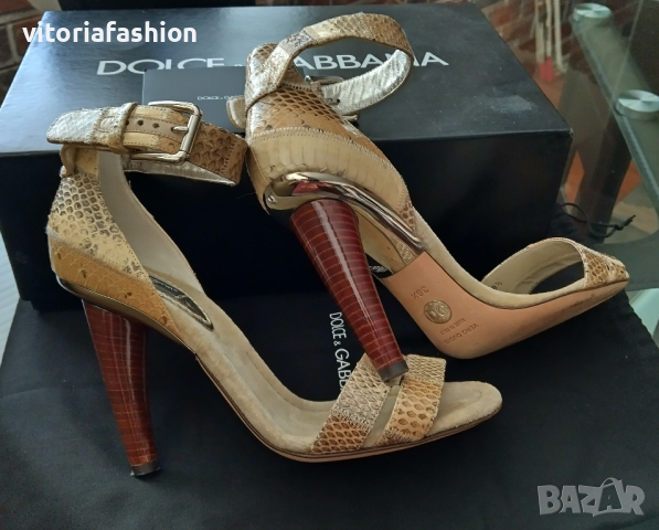 Dolce & Gabbana оригинални дамски сандали, снимка 16 - Дамски обувки на ток - 44695071