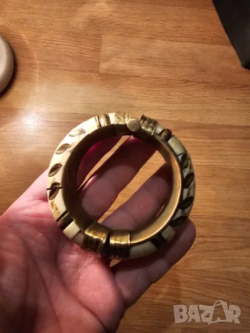 Старинна гривна от кост и бронз - красота за вашета ръка . , снимка 6 - Гривни - 49016940