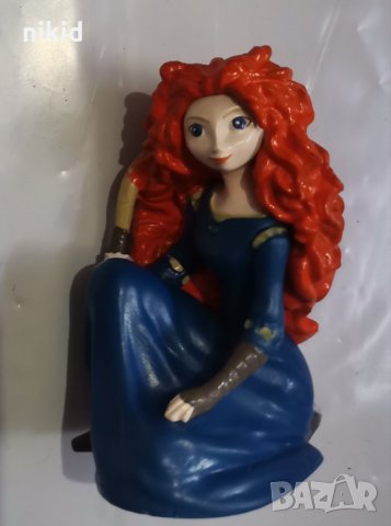 Принцеса Мерида клекнала от Храбро сърце пластмасова фигурка играчка украса декор