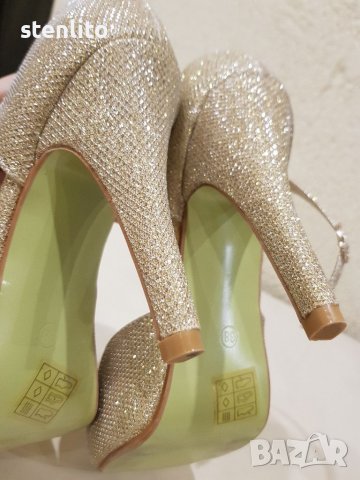 Златни бални обувки 38, снимка 16 - Дамски обувки на ток - 36695891
