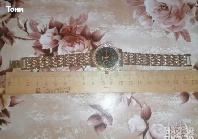 Златист Дамски Часовник с Камъни Нов , снимка 5 - Дамски - 50471241
