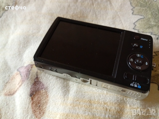 Предлага компактна немска Фотокамера Medion, снимка 3 - Фотоапарати - 53995692