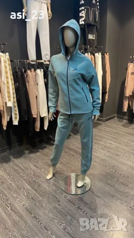 Нови дамски  екипи nike tech fleece , снимка 3 - Спортни екипи - 30712924
