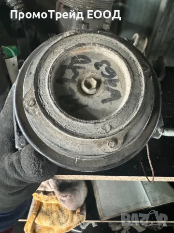 Компресор Климатик Мерцедес W163 W203 Vito 2.2cdi A0002343111 , снимка 2 - Части - 49236782