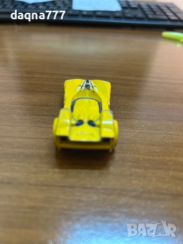 Hot Wheels 2009 Yellow Road Runner Scoopa Di Fuego Looney Tunes 1.64 Малайзия, снимка 5 - Колекции - 52056972