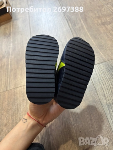 Нови Reebok, снимка 3 - Детски маратонки - 51967539