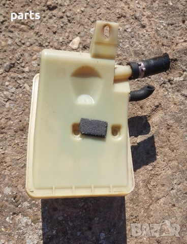 Казанче Хидравлична Течност Пежо Партнер - Ситроен Берлинго, снимка 5 - Части - 52327377