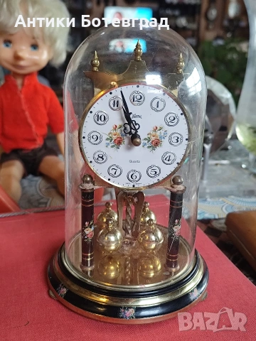 Красив немски кварцов куполен часовник , снимка 4 - Стенни часовници - 53217652