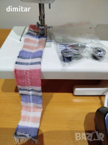 Шевна машина PRIVILEG SUPER NUTZSTICH - 90 W, снимка 6 - Шевни машини - 52813621