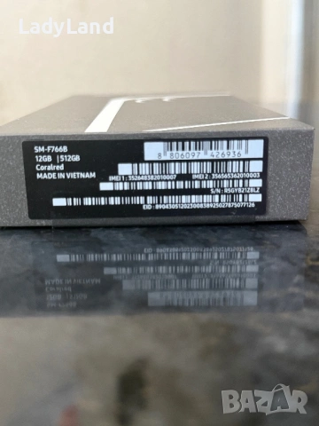 Samsung Galaxy Z Flip7, 512GB, Coralred, снимка 5 - Samsung - 54098962