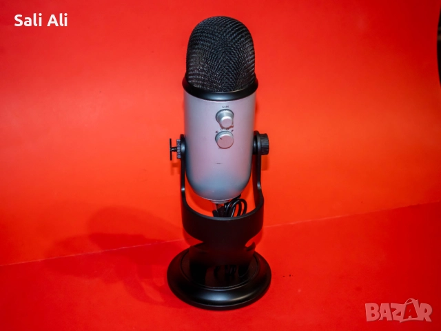 Кондензаторен микрофон Blue Yeti USB за стрийм, подкаст записи гейминг, снимка 4 - Микрофони - 51802589