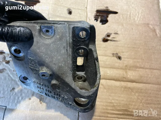 МОнтажна Скоба/Лапа Дясна Страна 9481152012R Porsche Cayenne 957 4,8 V8, снимка 3 - Части - 50074614