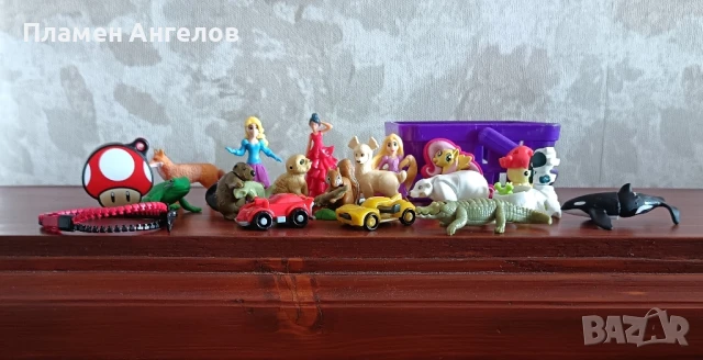 Лот играчки от шоколадови яйца,20 броя. 