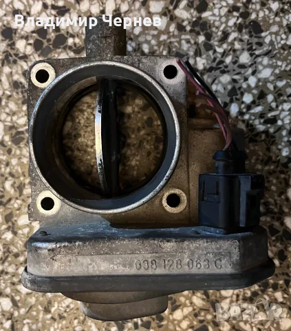 Дроселова клапа 1.9 SDI VW Golf 4 Bora Polo Caddy Skoda 038128063C