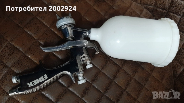 Продавам пистолет за боядисване с компресор, снимка 2 - Други инструменти - 52594344