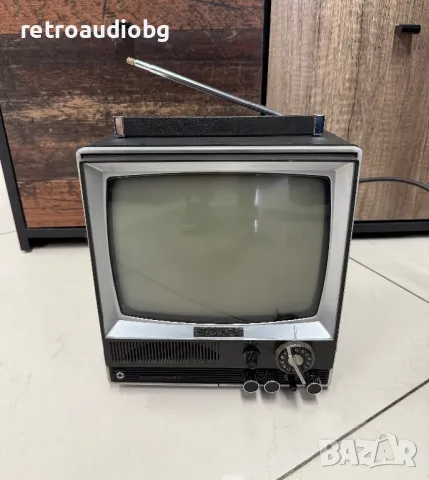 💥Колекционерски портативен телевизор SONY model 9-51UW - 9 инча - Made in Japan💥