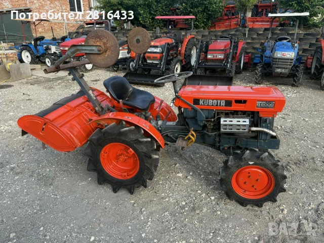 Трактор KUBOTA B 6000 4x4, снимка 3 - Селскостопанска техника - 50523530