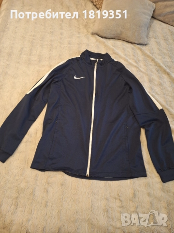 Мъжки анцунг Nike, снимка 2 - Спортни дрехи, екипи - 52190394