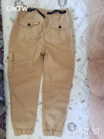 Bershka карго панталони, снимка 3 - Дънки - 56403784